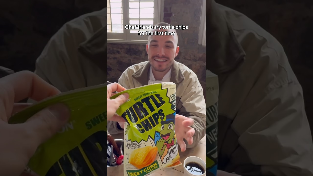 chef friends rate korean turtle chips #ratingkoreanfood #shorts