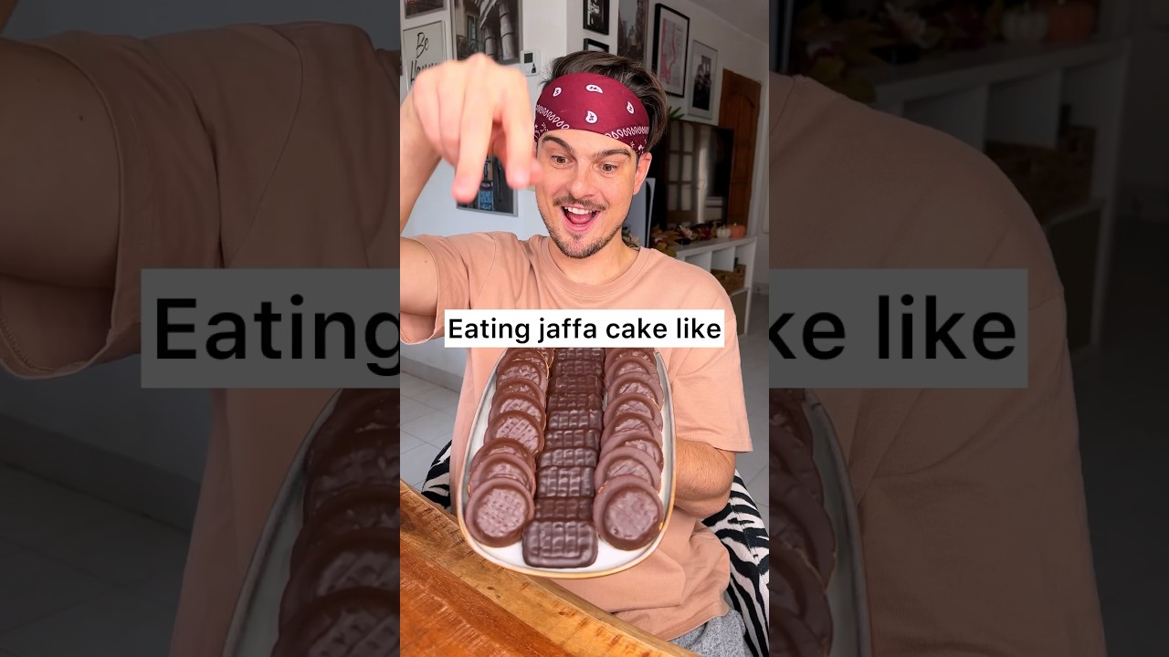 WHAT is the BEST way to eat JAFFA CAKES?🍪🍰❤️ Normal,asocial, 5 min crafts, or dad?😎| CHEFKOUDY