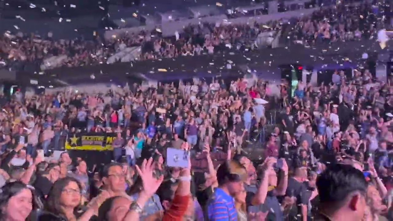 "An Unforgettable Night: Journey and TOTO Live at Mechanics Bank Arena"