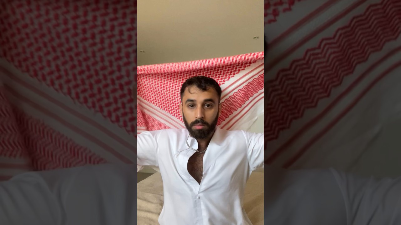 How to wrap a Keffiyeh scarf #arab #scarf