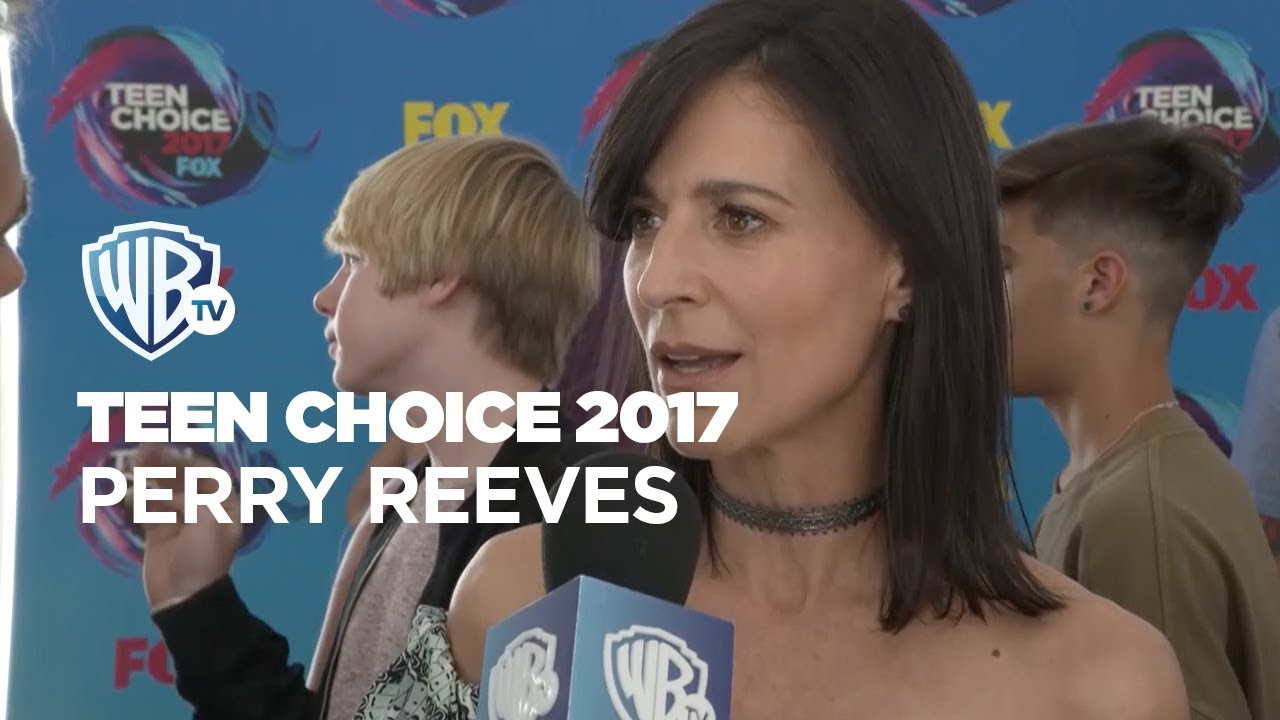 Teen Choice 2017 | Perry Reeves