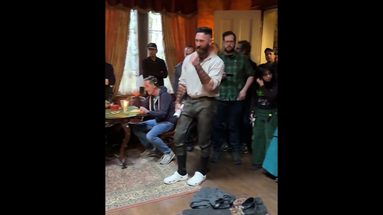 Behind the Scenes of ‘Ghosts’ CBS Season 3 (2023-2024)